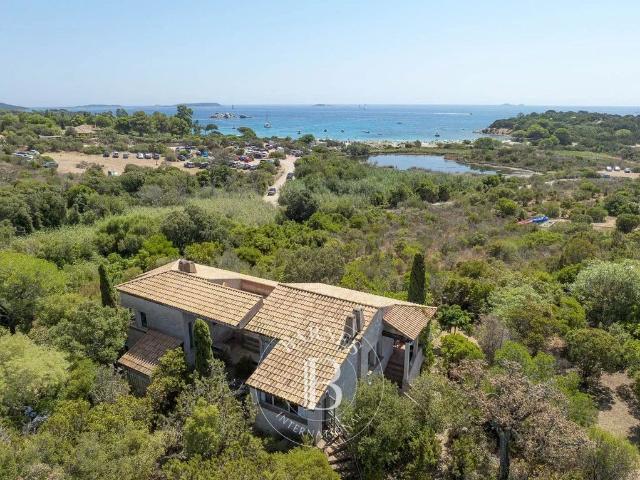 Maison de 10 pièces de luxe en vente à Porto Vecchio, France