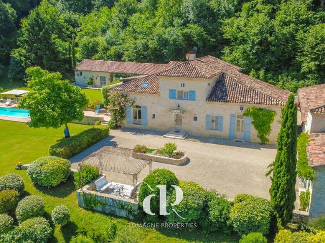 Maison de 10 pièces de luxe en vente à Saint Clar, Occitanie
