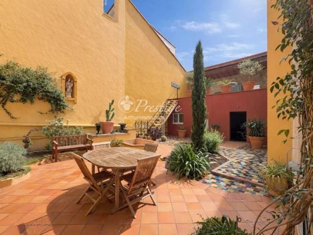 Maison de 10 pièces de luxe en vente à Saint Laurent de la Salanque, Occitanie