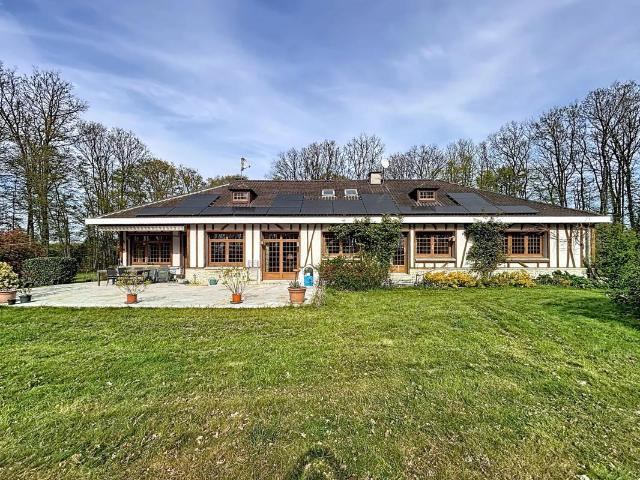 Majestueuse Maison Familiale de 303m², 2ha de Parc