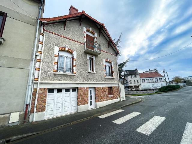 Maison de 115m² avec garage et petit jardin