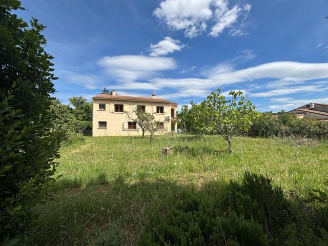 Maison de 118m2 avec terrain de 1200m2