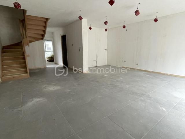 Maison de 119,19 m² à Les Ponts De Ce
