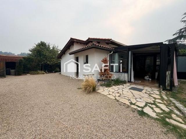 Maison de 110 m2 au calme proche de la ville de Casteljaloux