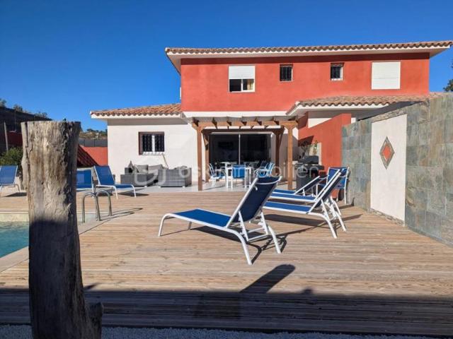 Maison de 113 m² 3 chambres sous garantie décennale, au calme