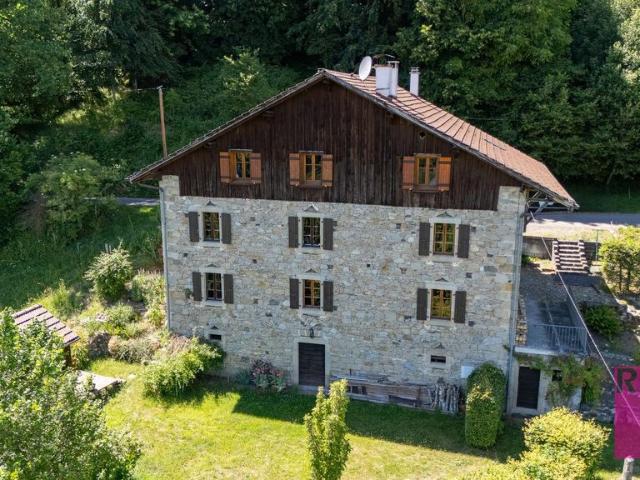 Maison de 11 chambres de luxe en vente à Saint André de Boëge, France