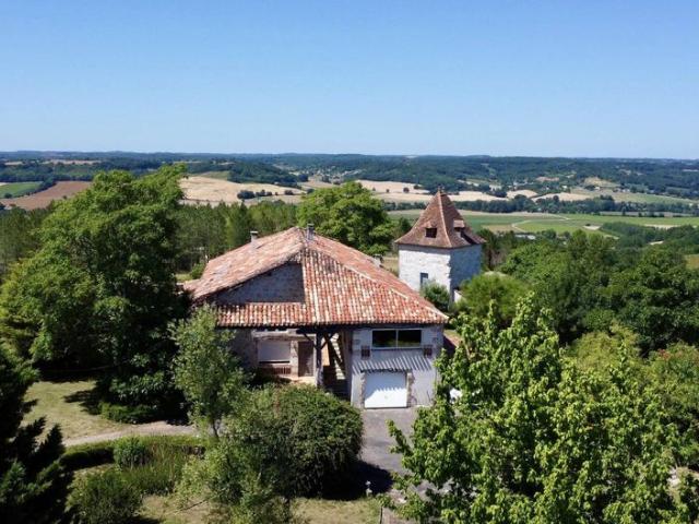 Maison de 11 pièces de luxe en vente à Agen, Nouvelle Aquitaine