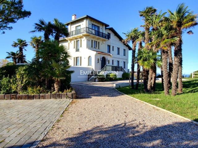 Maison de 11 pièces de luxe en vente à Bidart, France