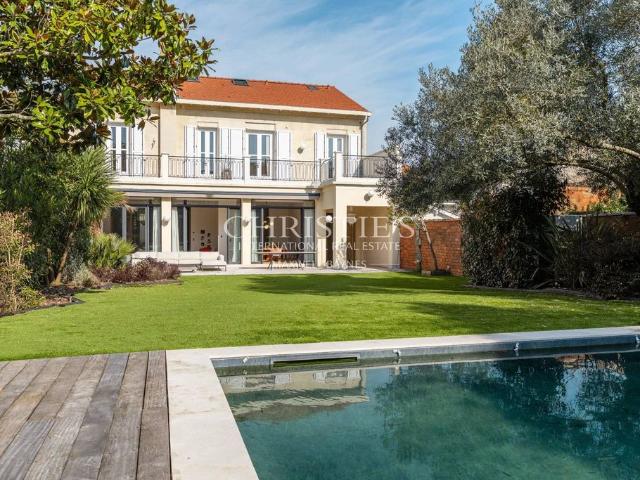 Maison de 11 pièces de luxe en vente à Bordeaux, Nouvelle Aquitaine