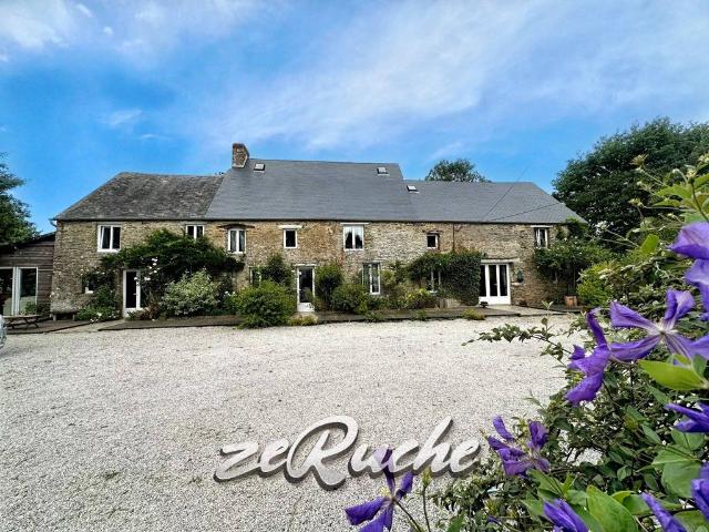 Maison de 11 pièces de luxe en vente à Cahagnes, Normandie