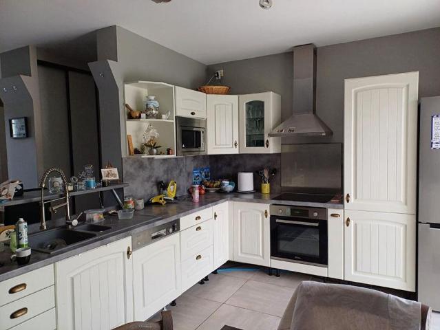 Maison de 11 pièces de luxe en vente à Lacroix Saint Ouen, Hauts de France