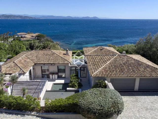 Maison de 11 pièces de luxe en vente à Saint Tropez, France