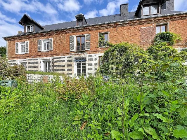 Maison de 11 pièces de 326 m² à Turretot