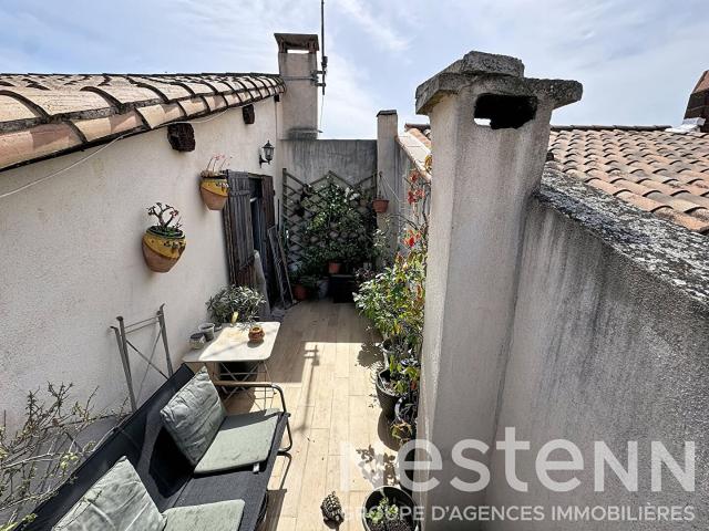 Maison de 126 m², terrasse et T2 indépendant en centre ancie. 127m² Beaucaire