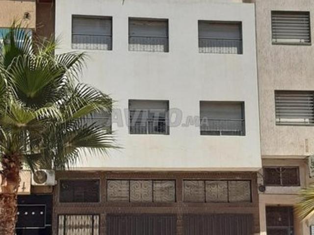 Maison de 120 m² commercial et 3 etage Casablanca