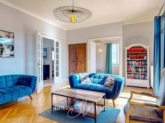 Maison de 7 chambres de luxe en vente à Carcassonne, Occitanie