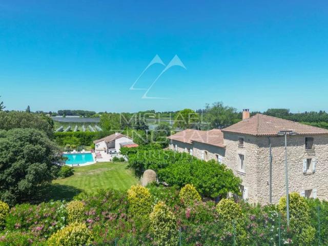 Maison de 12 pièces de luxe en vente à Cavaillon, Provence Alpes Côte d'Azur