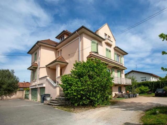 Maison de 12 pièces de 370m² à Villars les Dombes