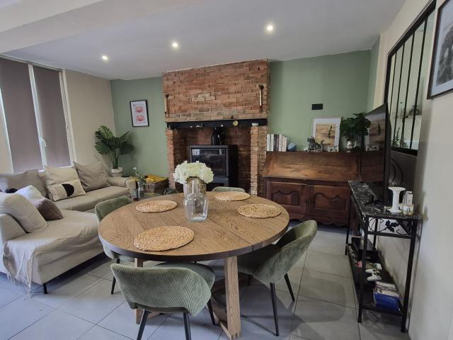 Maison de 135m2 73m2 rdc 62m2 1er