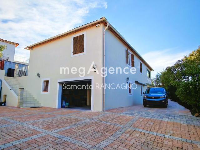 Maison de 135m² avec T2 indépendant et spacieux garage de 59m²