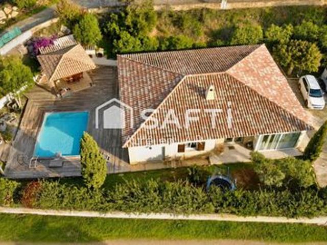 Maison de 138m2 avec piscine et jaccuzi