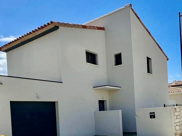 Maison de 130m2 à louer sur Laudun l'Ardoise