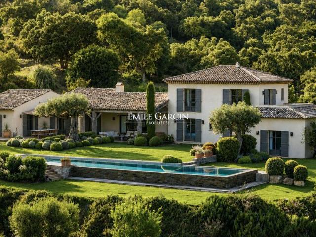 Maison de 13 pièces de luxe en location à Ramatuelle, Provence Alpes Côte d'Azur
