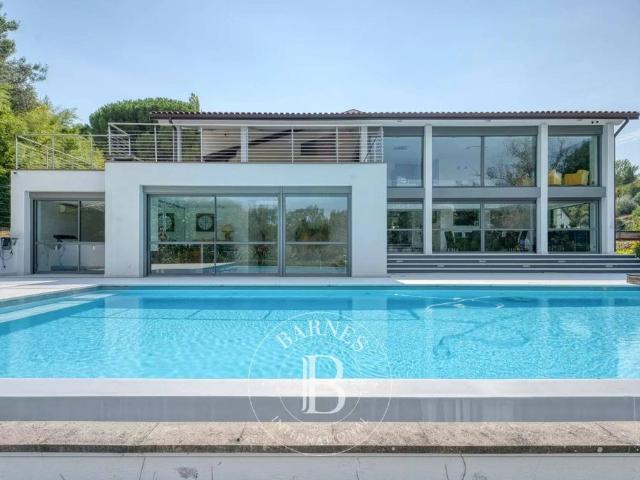Maison de 13 pièces de luxe en vente à Vieille Toulouse, France