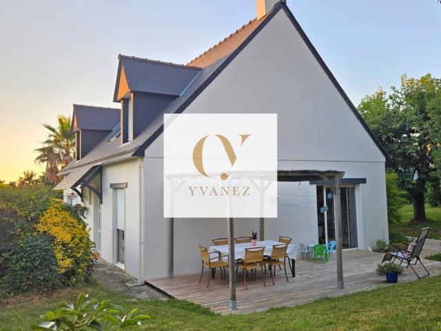 MAISON DE 144 M2 AVEC 5 CHAMBRES ET PARCELLE DE 762 M2