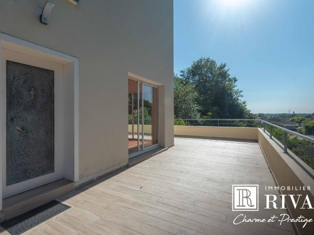 MAISON DE 146 M2 4 CHAMBRES+BUREAU VUE TRES DEGAGEE