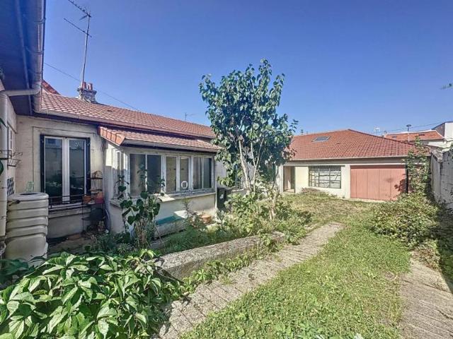 Maison de 141m2 utiles à Saint Denis !