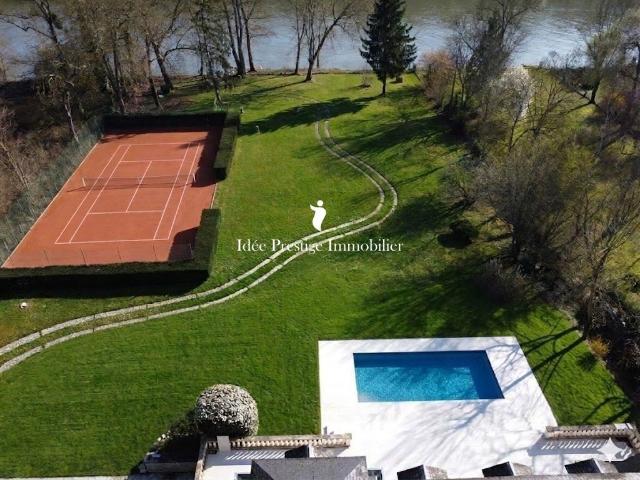 Maison de 14 pièces de luxe en vente à Boissettes, Île de France