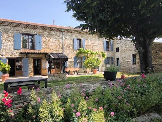Maison de 14 pièces de luxe en vente à Charols, Auvergne Rhône Alpes