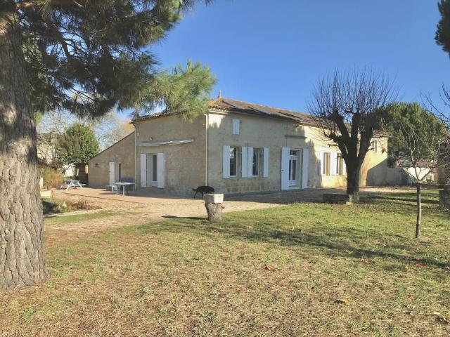 Maison de 14 pièces de luxe en vente à Saint Émilion, Nouvelle Aquitaine