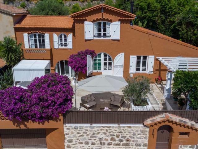 Maison de 155m2 à louer sur Vallauris