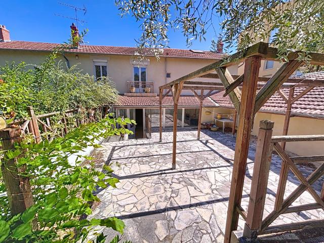 Maison de 158m2 Jardin de 500m2 avec piscine