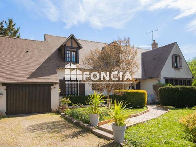 Maison de 150 m2, grand terrain, au calme et proche commodités