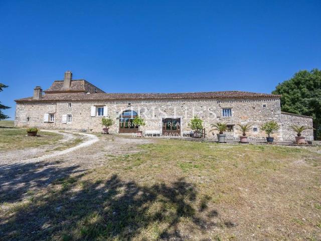 Maison de 15 pièces de luxe en vente à Bergerac, Nouvelle Aquitaine