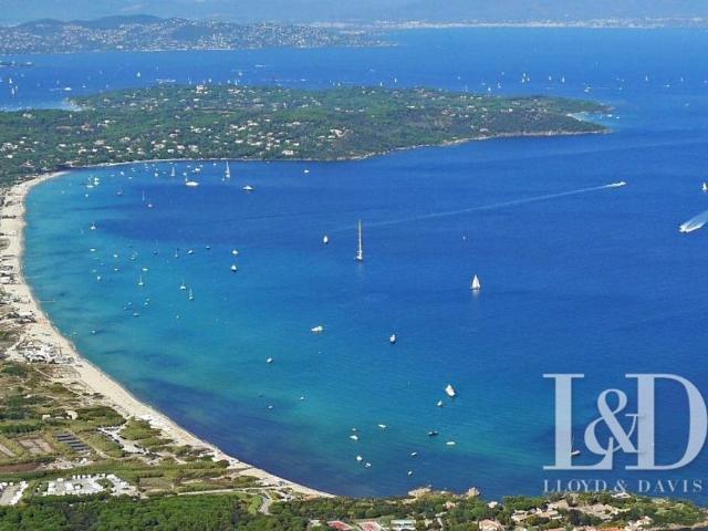 Maison de 15 pièces de luxe en vente à Ramatuelle, France