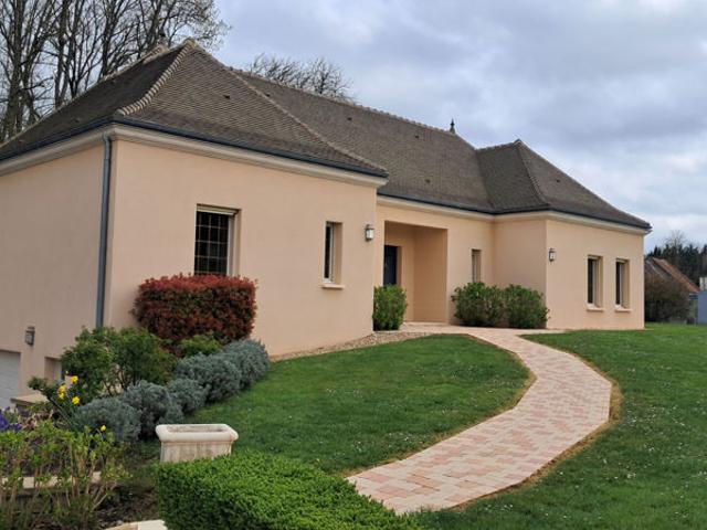 Maison de 160 m2 sur un parc verdoyant