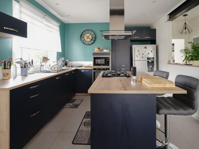 Maison de 161m2, 7 pièces, garage, piscine parcelle 980m2