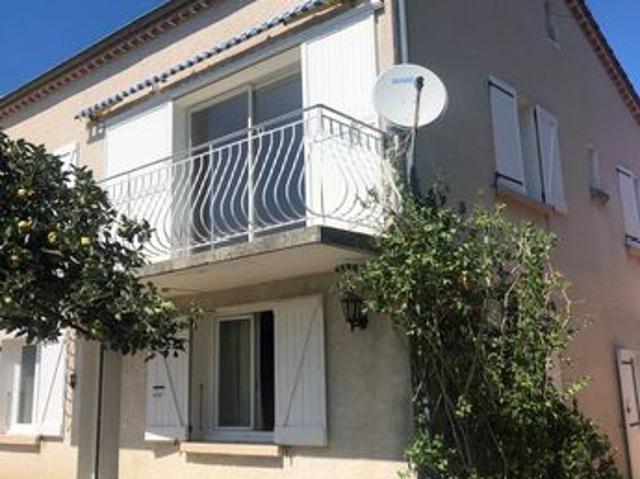 Maison de 175 m² avec appartement indépendant et potentiel de revenu locatif, à 10 minutes à pied du centre de Castellane