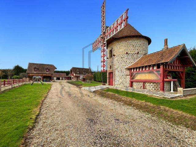 Maison de 17 pièces de luxe en vente à Rugles, Normandie