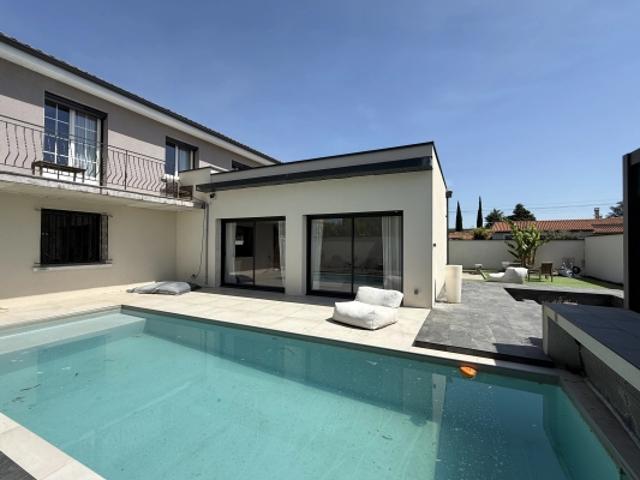 Maison de 182 m² à Montélimar