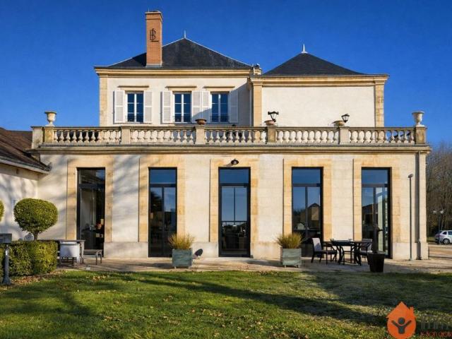 Maison de 18 pièces de luxe en vente à Reims, France