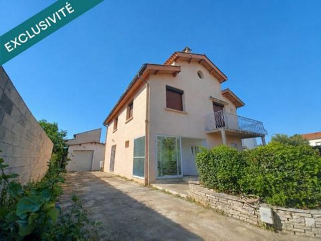 Maison de 195 m² sur 486 m² de terrain 5 chambres, jardin, piscine, garage