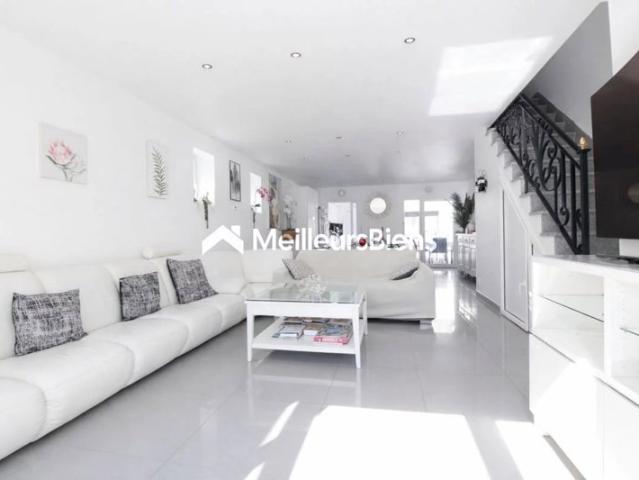 Maison de 197 m2 sur 362 m2 terrain