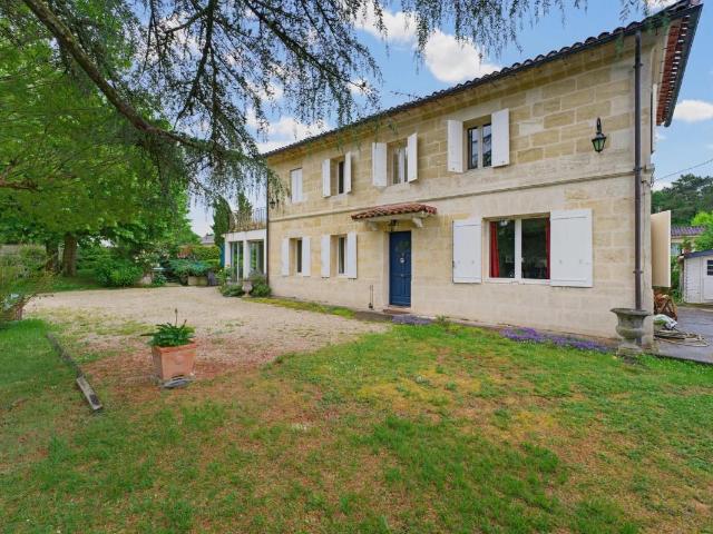 Maison avec Piscine à Saint Caprais de Bordeaux