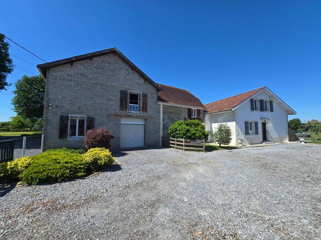Maison de 198 m² sur un terrain de 1 500 m² 198m² Uzan