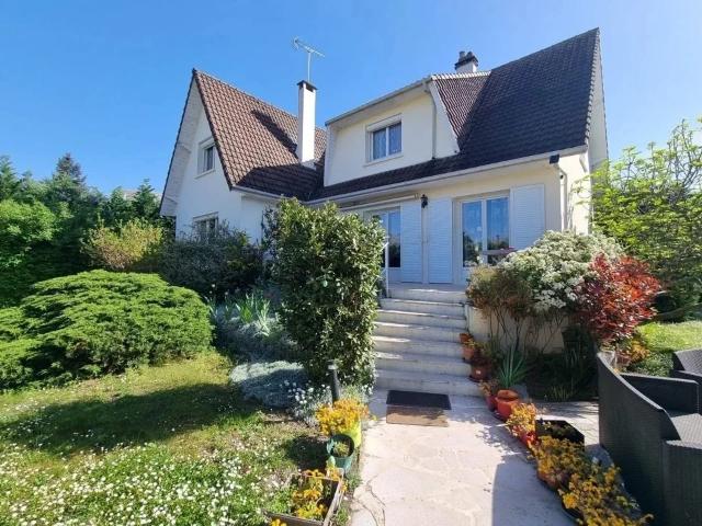 Maison de 190 m² proche centre ville